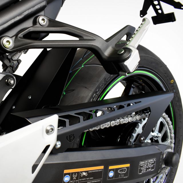 Kawasaki Z900 chain cover kit with rear fender