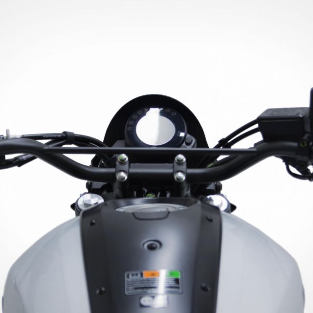 Soporte de reubicación central del velocímetro Yamaha XSR 700