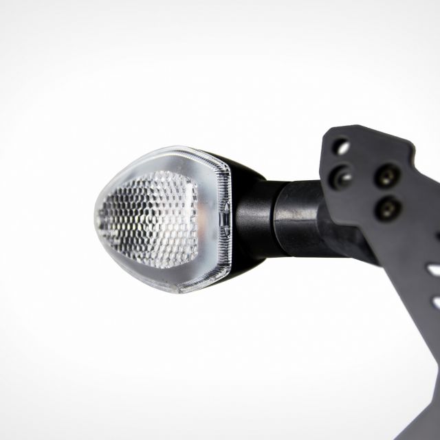 Installation guide for Suzuki series-production turn lights on the UB holder