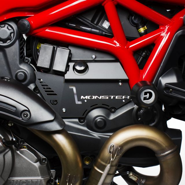 Ducati Monster 821 couvercle reservoir liquides